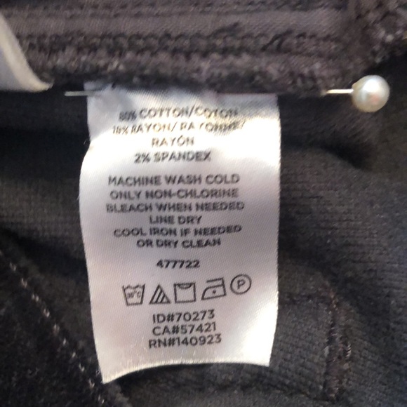 Loft Jeans - Picture 7 of 7